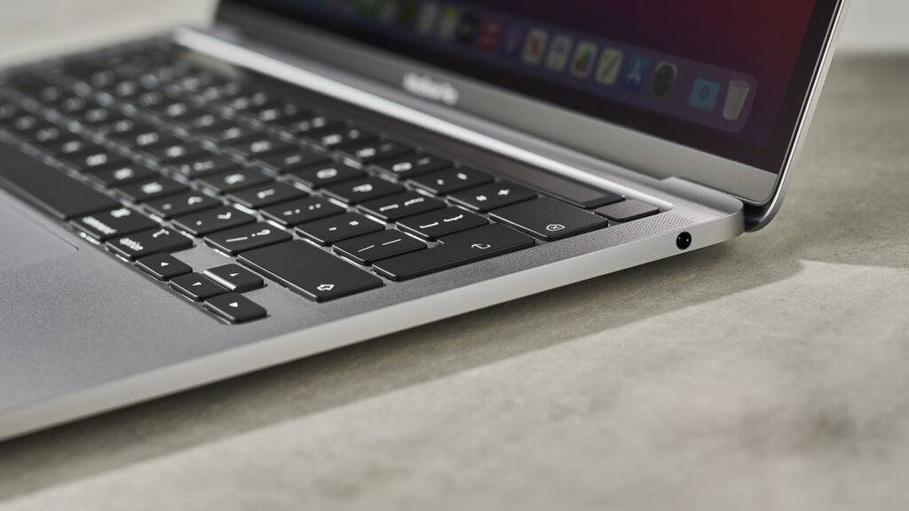 naprawa gładzika w MacBook serwis apple warszawa 